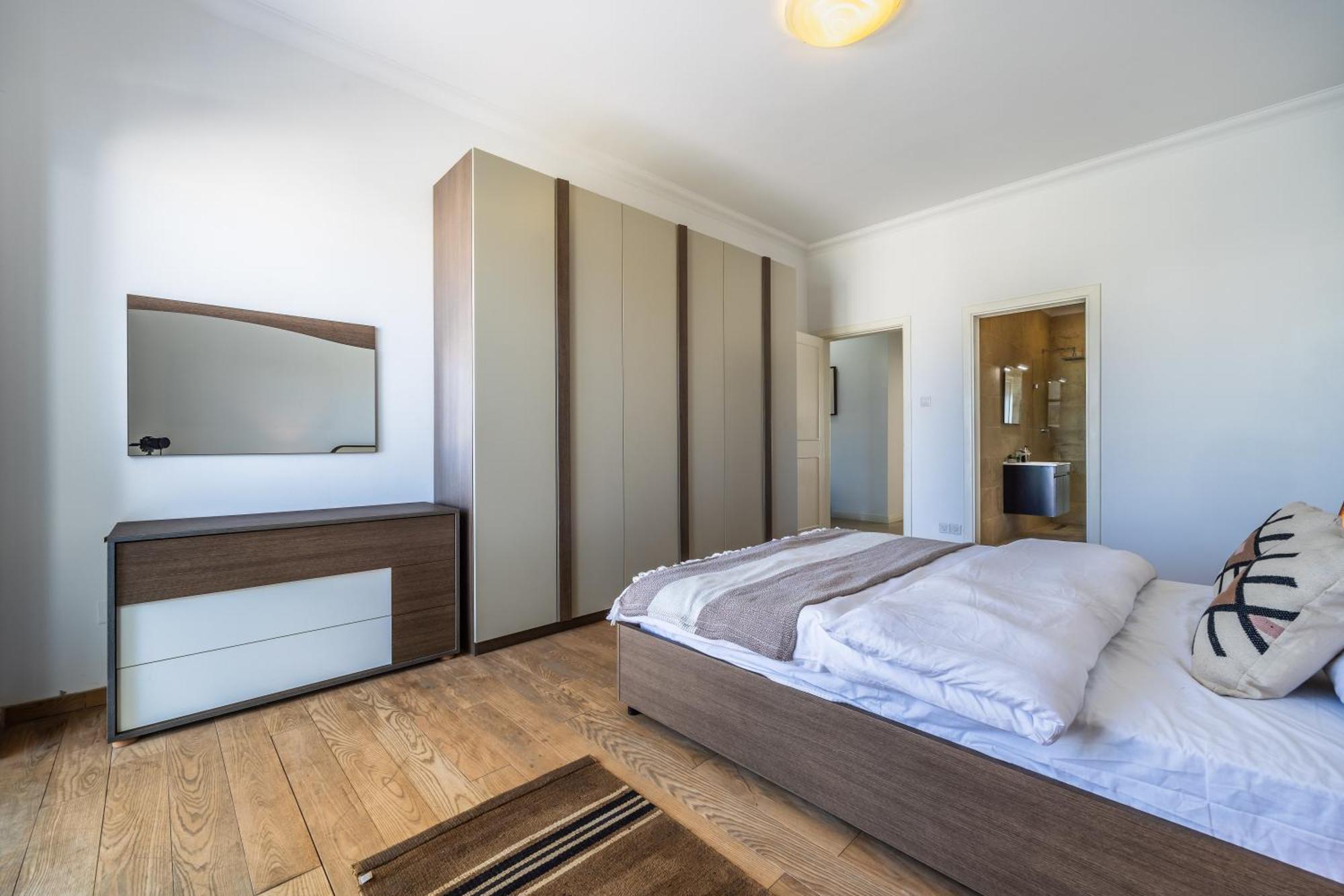 Appartamento Stunning - Seaview Penthouse 3-Bed + Parking Sliema Esterno foto