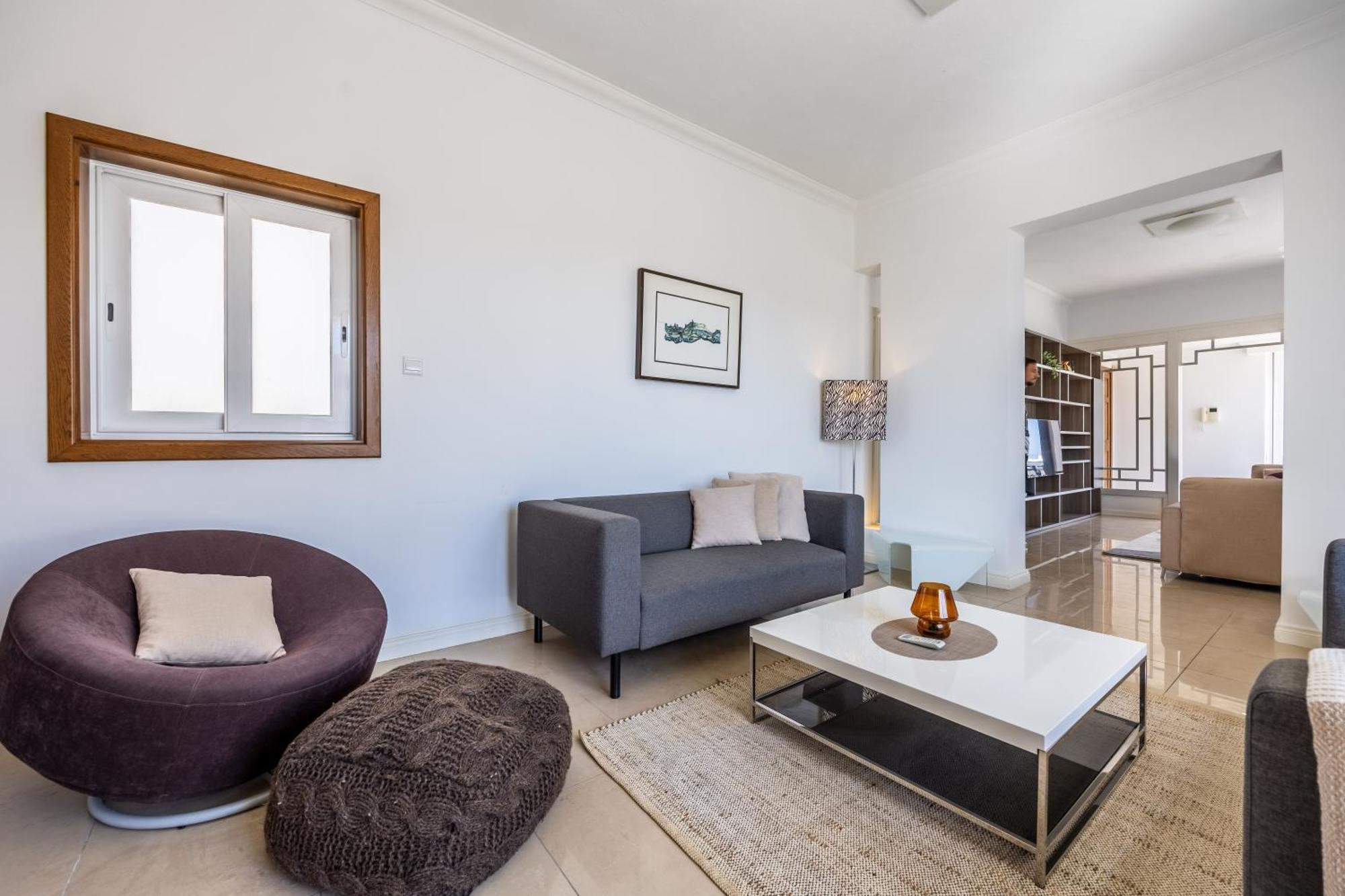Appartamento Stunning - Seaview Penthouse 3-Bed + Parking Sliema Esterno foto