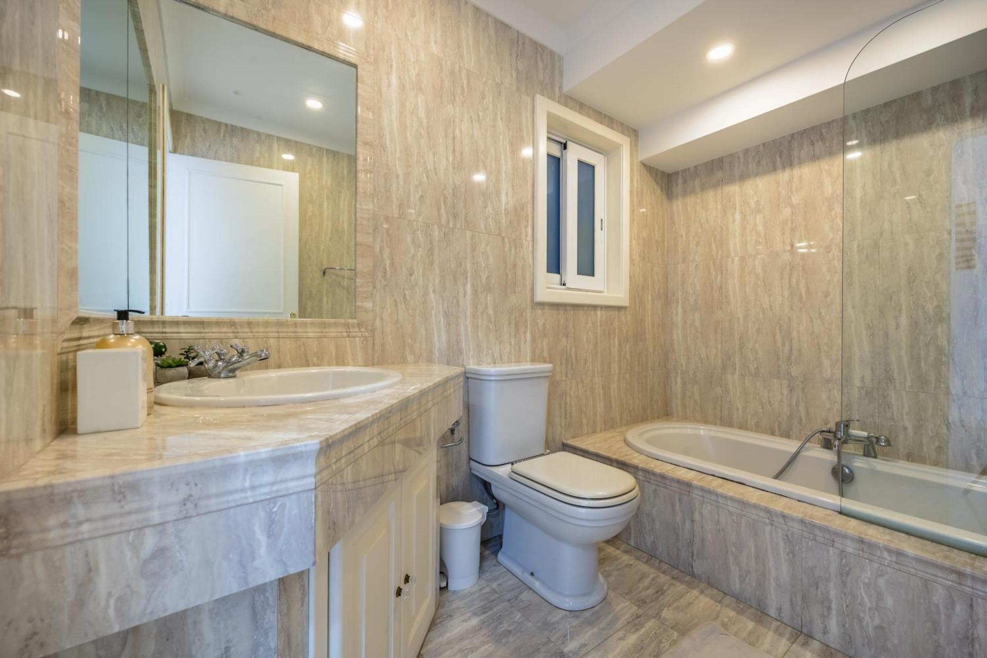 Appartamento Stunning - Seaview Penthouse 3-Bed + Parking Sliema Esterno foto