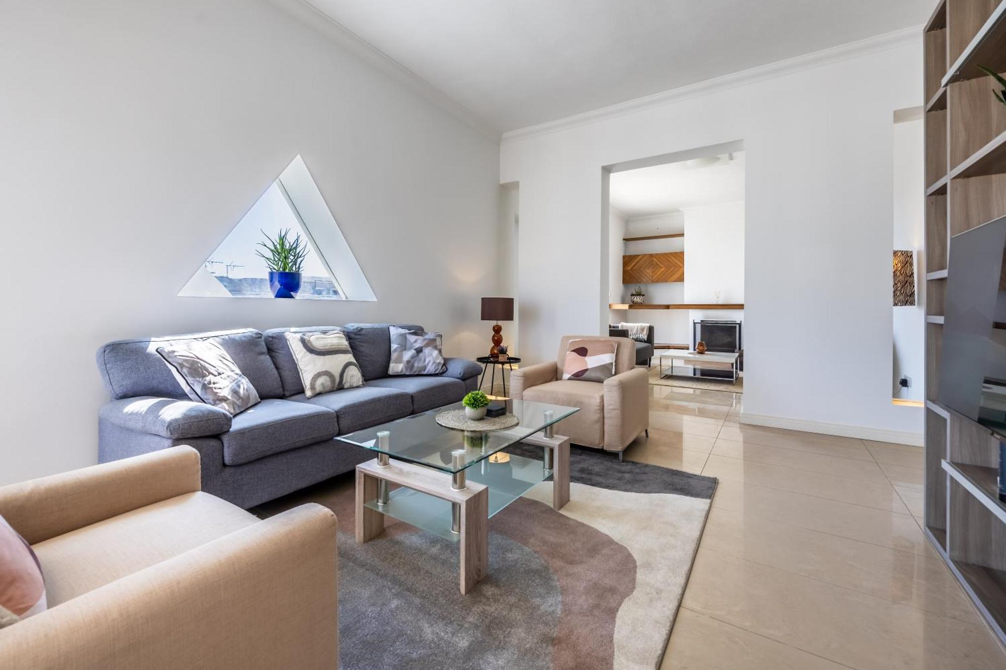 Appartamento Stunning - Seaview Penthouse 3-Bed + Parking Sliema Esterno foto